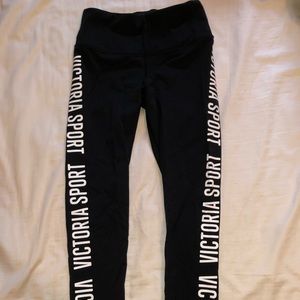 Victoria’s Secret sport leggings